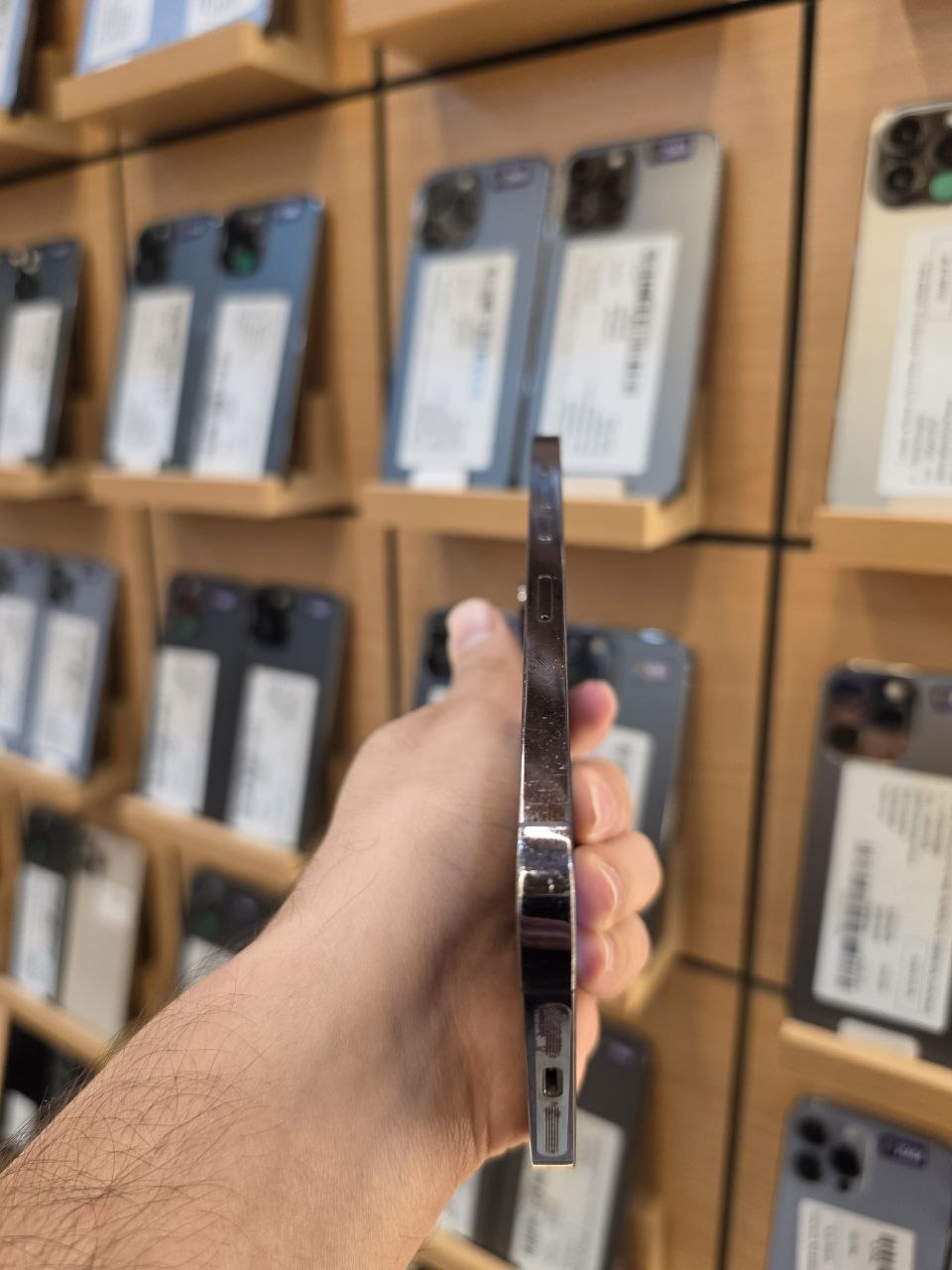 آيفون 14 برو ماكس مستعمل 256GB نسخة CH دبل شريحة – نظافة 100% | iPhone 14 Pro Max