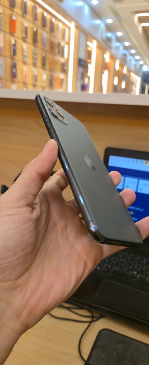 آيفون 11 برو ماكس مستعمل 256GB بطارية 71% | Apple iPhone 11 Pro Max