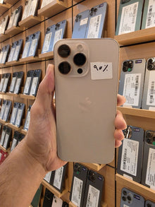 آيفون 16 برو ماكس مستعمل 256GB بطارية 90% | Apple iPhone 16 Pro Max